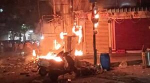 అబిడ్స్‌లోని టపాసుల షాప్ లో భారీ అగ్నిప్రమాదం