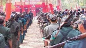 అర్ధరాత్రి వెలిసిన మావోయిస్టు ఫ్లెక్సీలు