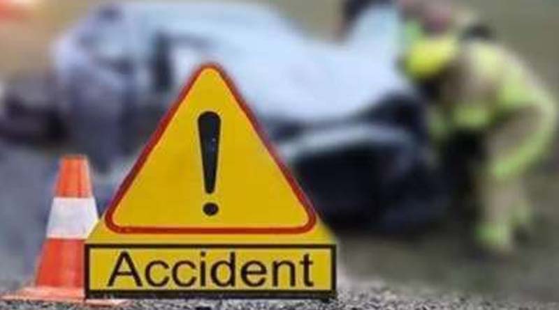 Road accident in America.. Five Indians died..!