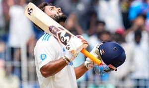 బెంగళూరు టెస్టులో పంత్ రికార్డుల మోత… ఎంఎస్ ధోనీ, కపిల్ దేవ్‌ల రికార్డులు బద్దలు