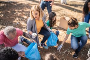 ఫ్యామిలీ వాలంటీర్ డే: సమాజ సేవలో కుటుంబాల భాగస్వామ్యం..