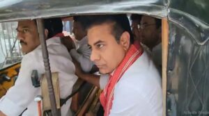 ఇందిరాపార్క్ కు ఆటోలో ప్రయాణించిన కేటీఆర్‌