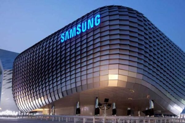 Samsung continues to dominate India's smartphone market with 23% share in Q3