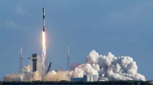 నింగిలోకి దూసుకెళ్లిన జీశాట్-20 ఉపగ్రహం..