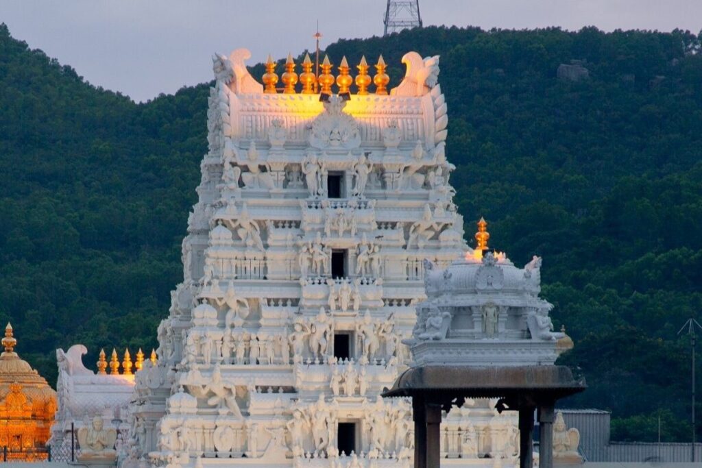 Tirumala:ఒక రోజంతా అన్న ప్రసాద వితరణ కోసం రూ. 44 లక్షలు చెల్లిస్తే సరి: