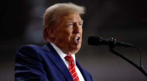 మరికాసేపట్లో మద్దతుదారులను ఉద్దేశించి ట్రంప్‌ ప్రసంగం..