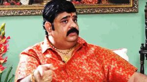 మరోసారి జ్యోతిష్యుడు వేణు స్వామికి మహిళా కమిషన్ నోటీసులు..