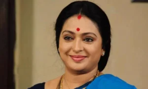 తన ఇంట్లో బంగారు నగ చోరీకి గురైందని నటి సీత ఫిర్యాదు