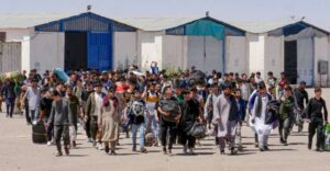 ప్రతీ అడుగులో ప్రమాదం: UKకి చేరుకోవాలనుకున్న అఫ్ఘన్ల సాహసం