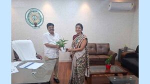 బాధ్యతలు స్వీకరించిన ఆమ్రపాలి