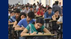 తెలంగాణ లో కొనసాగుతున్న గ్రూప్ 3 పరీక్షలు