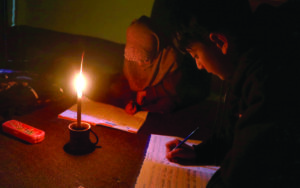 కశ్మీర్‌లో విద్యుత్ లోటు: ఇండస్ వాటర్ ఒప్పందం పై విమర్శలు