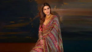 నెపోటిజంకు రీజన్ చెప్పిన కృతి సనన్‌