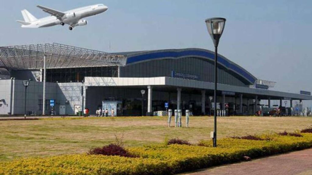 మామ్‌నూర్‌ ఎయిర్‌పోర్ట్ విస్తరణకు తెలంగాణ ప్రభుత్వం రూ. 205 కోట్లు కేటాయింపు..