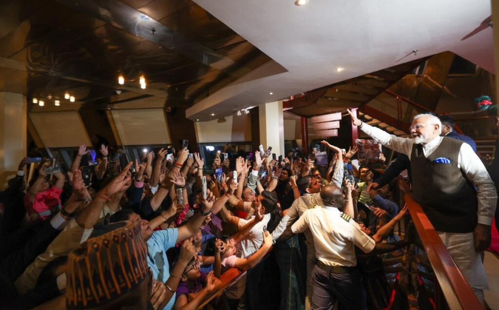 ప్రధానమంత్రి మోదీకి నైజీరియాలో ఘన స్వాగతం