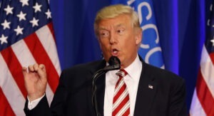 ప్రెసిడెంట్ ఫలితాలు: “దేవుడు నా ప్రాణాలు కాపాడడానికి ఒక కారణం ఉందని” ట్రంప్ అన్నారు