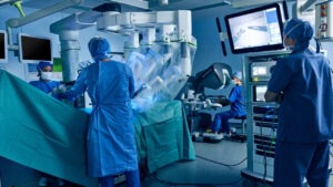 కిమ్స్‌లో 100 రోబోటిక్ విప్పల్ శస్త్రచికిత్సలు