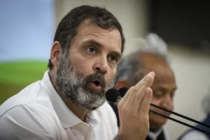 లోక్‌సభలో కేంద్ర ప్రభుత్వంపై రాహుల్ ఆగ్రహం