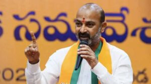 తెలంగాణ సర్కార్ పై బండి సంజయ్ ఆగ్రహం