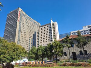 చైనా “ప్రేమ విద్య” ద్వారా యువతలో మంచి దృక్పథాలను పెంచాలనుకుంటున్నదా?