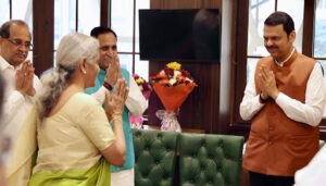 మహారాష్ట్ర ముఖ్యమంత్రిగా దేవేంద్ర ఫడ్నవిస్ ప్రమాణ స్వీకారం: గ్రాండ్ వేడుకకు ఏర్పాట్లు