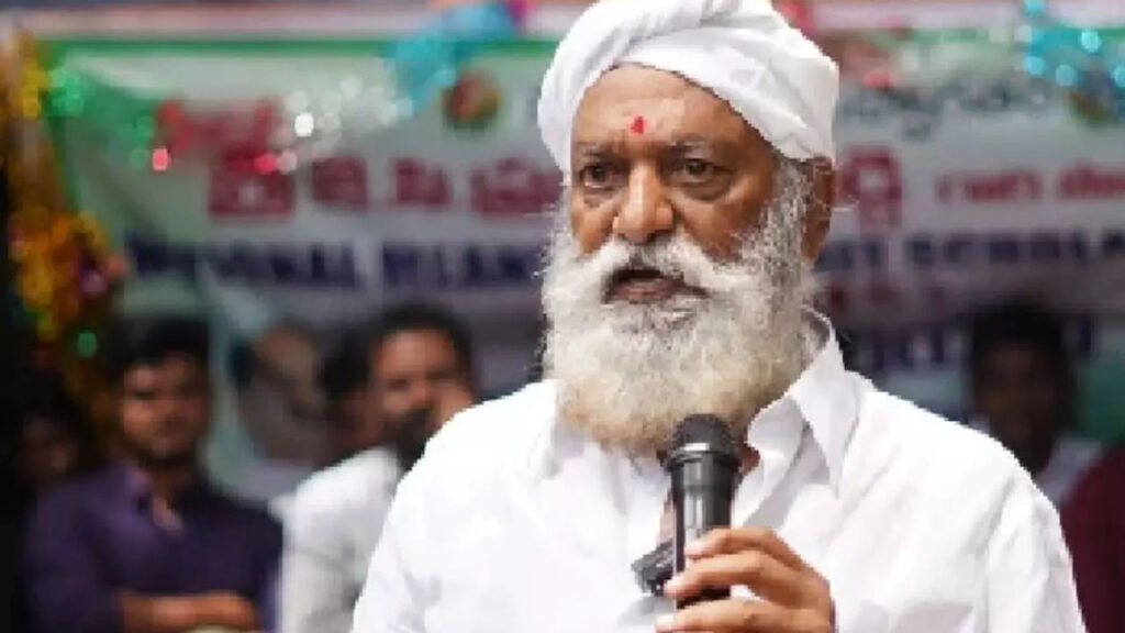 అల్ట్రాటెక్ సిమెంట్ యాజమాన్యానికి జెసి ప్రభాకర్ రెడ్డి క్షమాపణలు