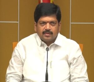 పేర్ని నాని కుటుంబం పరారీలో ఉంది.. కొల్లు రవీంద్ర