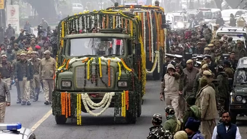 మన్మోహన్‌ సింగ్‌ అంతిమయాత్ర ప్రారంభం