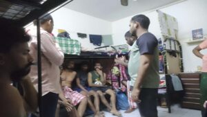 సౌదీ అరేబియాలో చిక్కుకున్న శ్రీకాకుళం యువకులు..