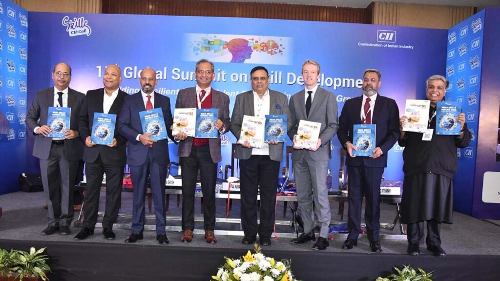 ఈ దశాబ్దం గ్లోబల్ టాలెంట్ మొబిలిటీలో అగ్రగామిగా భారతదేశం