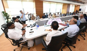 తెలుగు సినీ ప్రతినిధులతో సీఎం రేవంత్ భేటీ