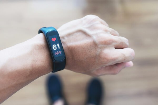 Smart fitness tracking