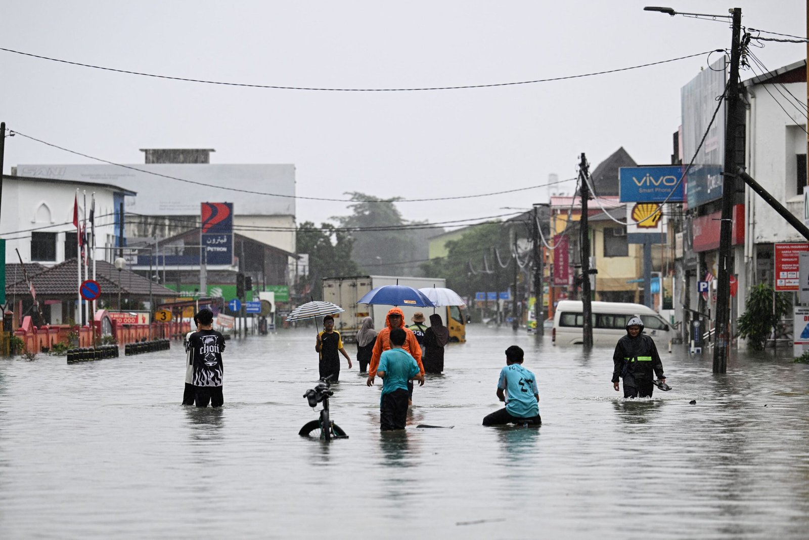 floods scaled