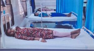 భోజనం వికటించి అస్వస్థతకు గురైన విద్యార్థినిలు