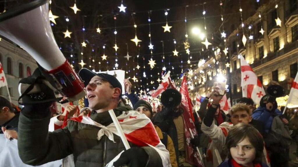 జార్జియాలో రాజకీయ గందరగోళం..