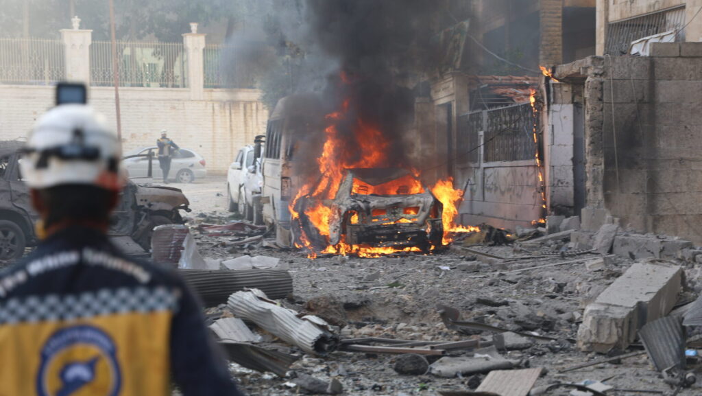 సిరియాలోని ఇడ్లిబ్ నగరంపై తీవ్ర వైమానిక దాడులు..