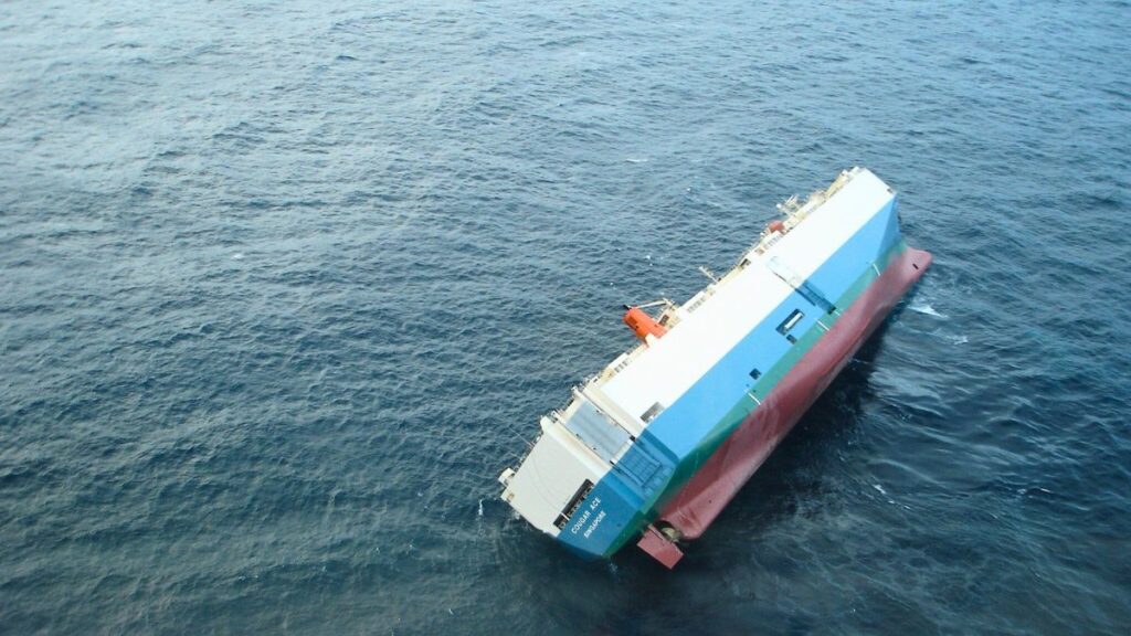 కాంగోలో ఫెర్రీ ప్రమాదం: 38 మంది మృతి