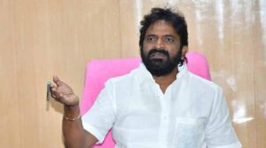 దేవుడి దగ్గర రాజకీయలు ఎందుకు?- శ్రీనివాస్ గౌడ్