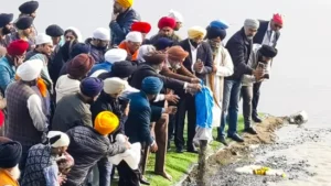 మన్మోహన్ సింగ్ అస్తికల నిమజ్జనానికి హాజరుకాని కాంగ్రెస్?