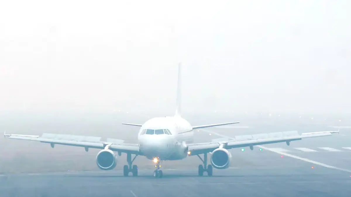 200 flights delayed due to heavy fog