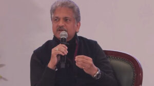 అధిక పని గంటలపై స్పందించిన ఆనంద్ మహీంద్రా