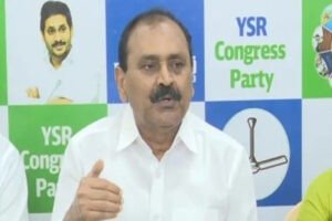 Chandrababu should be responsible for the stampede.. Bhumana Karunakar Reddy