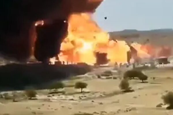 Explosion at a gas station in Yemen.. 15 people died