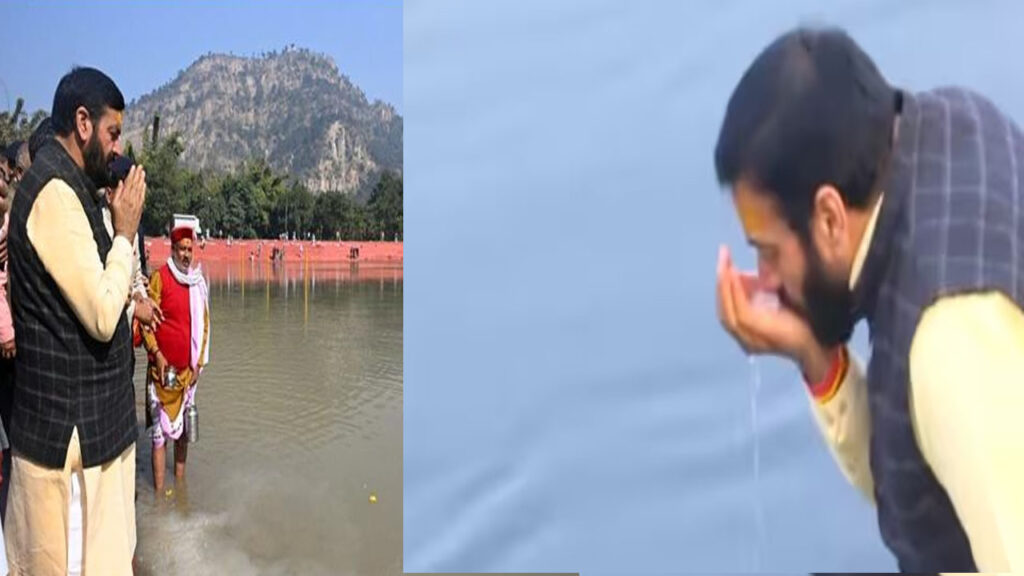 యమునా నది నీటిని తాగిన హర్యానా సీఎం