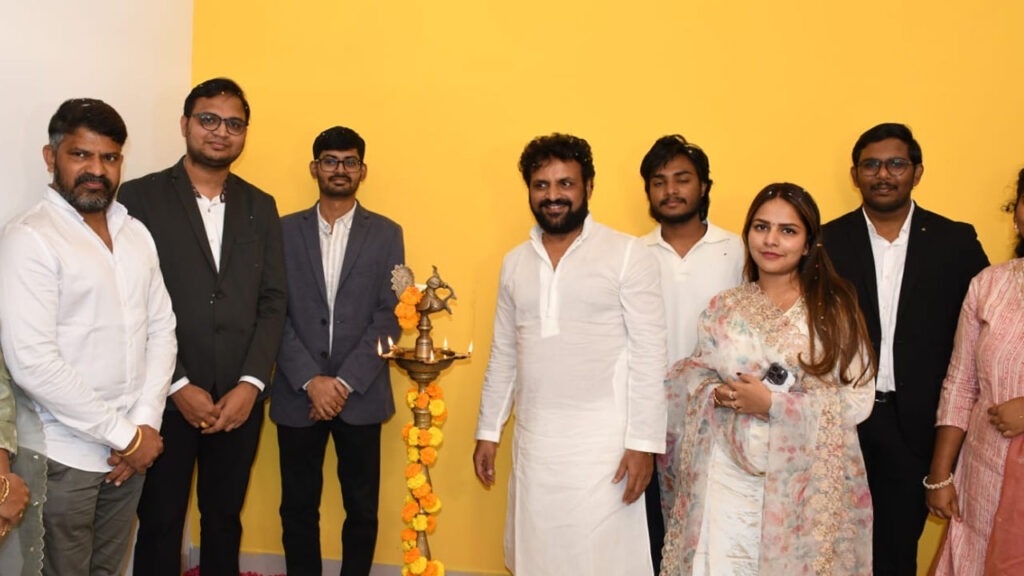 కార్యకలాపాలను విస్తరించిన పేయిన్‌స్టాకార్డ్