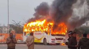 యూపీలో తెలంగాణ బస్సుకు అగ్నిప్రమాదం