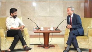 రేవంత్ రెడ్డి విదేశీ పర్యటన పై ఎమ్మెల్యే వివేకానంద విమర్శలు