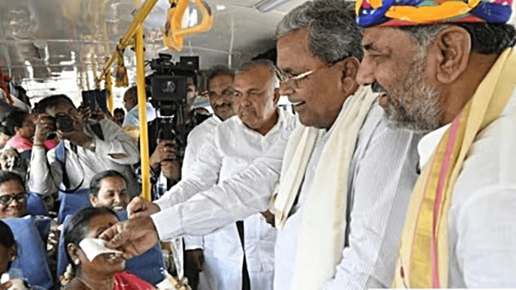 బస్సు టికెట్ ఛార్జీలను పెంచిన కర్ణాటక సర్కారు