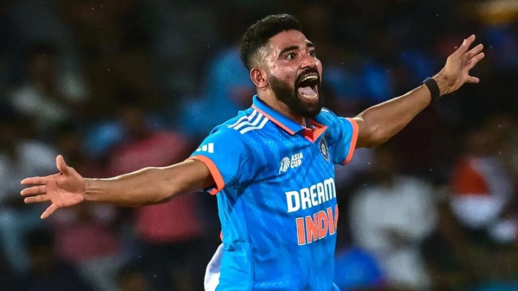 సిరాజ్ కు టీమిండియా జట్టులోకి  వైల్డ్ కార్డ్ ఎంట్రీ ఉందా లేదా?