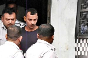 కోల్ కతా డాక్టర్ మర్డర్ కేసులో దోషికి జీవిత ఖైదు